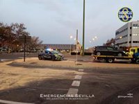 Un joven conductor supera la tasa de alcoholemia por tres tras perder el control de su coche en Kansas City en Sevilla