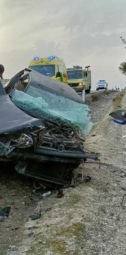 Un accidente de tráfico en la A-202 cerca de El Cuervo se salda con dos heridos, uno de ellos atrapado
