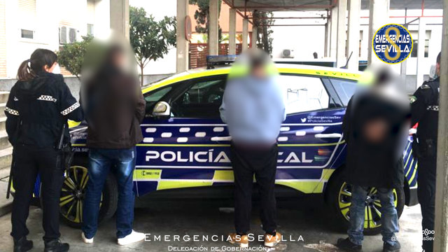 A disposición judicial tres detenidos por un robo con fuerza en un bar de San Juan de Aznalfarache (Sevilla)