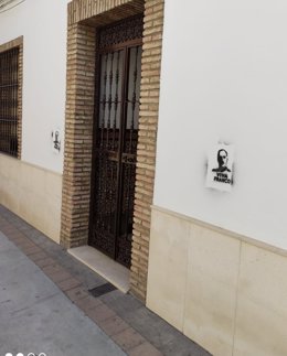 Pintadas en la vivienda de la portavoz de Podemos Andalucía en Palma del Río, Lola Sánchez