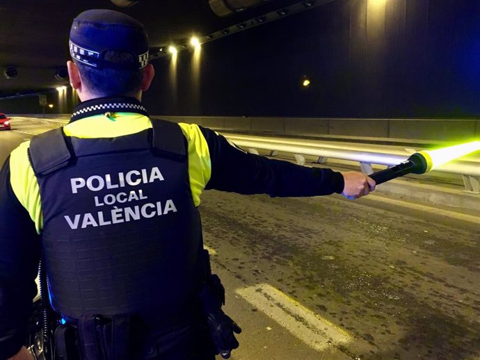 Detenido Un Hombre Por Conducir Ebrio Y Sin Permiso En València