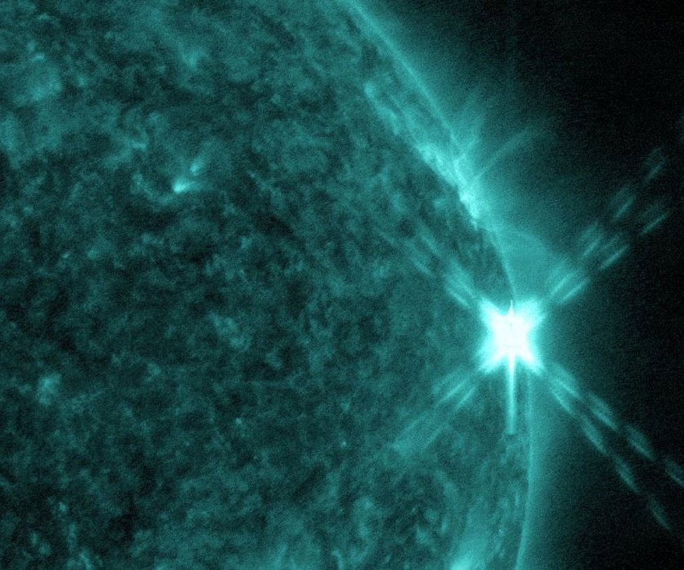 Zoom en la región del Sol cuando se produce la llamarada