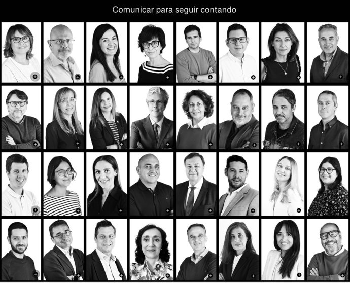 Imagen de los 37 profesores de la UPSA que participan en el libro.