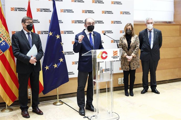El presidente aragonés Javier Lambán ha presidido la reunión de trabajo de la iniciattiva para el Pacto por la Energía en Aragón