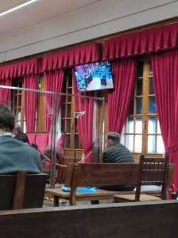 Juicio al trabajador municipal acusado de agredir al alcalde de Baños de Molgas