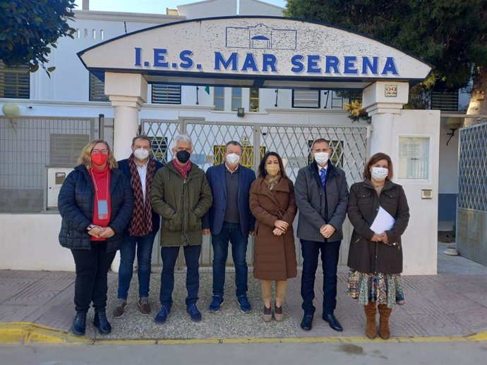 Antonio Jiménez visita el IES Mar Serena de Pulpí