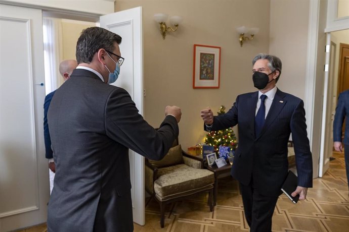 El secretario de Estado de Estados Unidos, Antony Blinken, y el ministro de Exteriores de Ucrania, Dimitro Kuleba, en Kiev. 