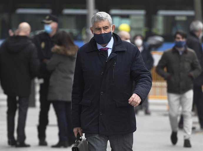 Archivo - Rafael Redondo, socio del comisario jubilado José Manuel Villarejo, a su llegada a la Audiencia Nacional para declarar (Imagen de archivo)