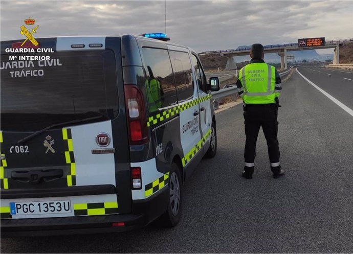 La Gurdia Civil investiga un conductor que circulava a 213 quilmetres per hora a Alacant