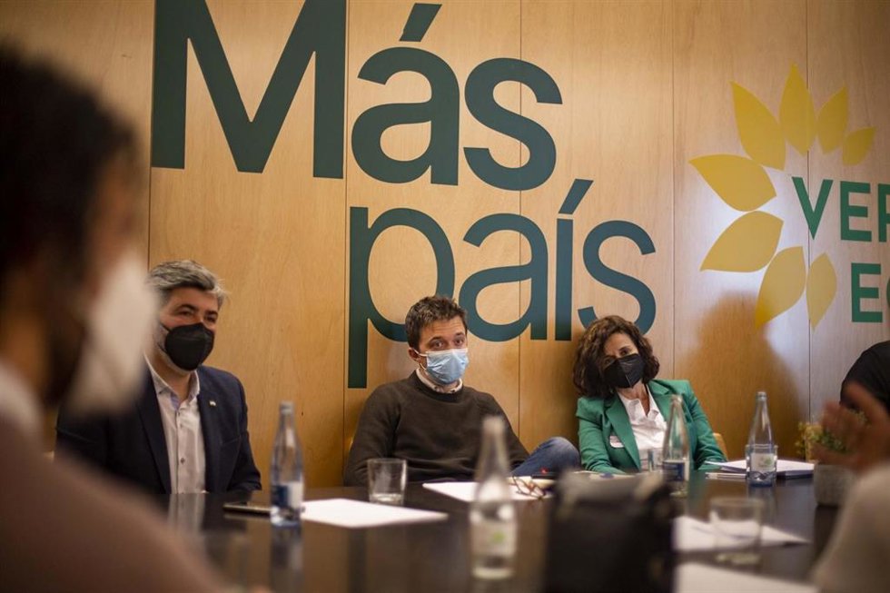 Modesto González, Iñigo Errejón y Esperanza Gómez, en una imagen del encuentro que celebraron la pasada semana en Madrid.