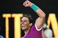 Nadal frena a Shapovalov y se cita con Berrettini en semifinales