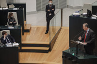 Ortega Smith califica de "tramposo e ilegal" el acuerdo presupuestario en Madrid entre Gobierno municipal y Mixto