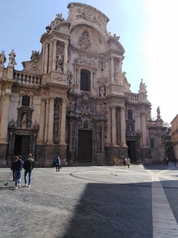 Archivo - Buen tiempo, primavera en Murcia, Catedral