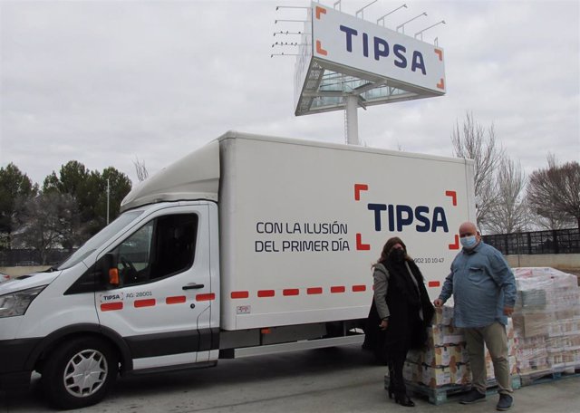 La empresa de transporte urgente TIPSA finaliza la sexta edición de su campaña de sobres solidarios con el reparto de un millón de sobres y la donación de 40.003 euros a siete ONG