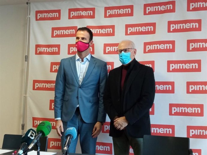 Mora y Pallerols, en la sede de Pimem.