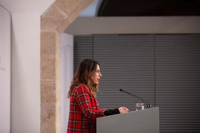 La portavoz del Govern, Patrícia Plaja, en rueda de prensa.