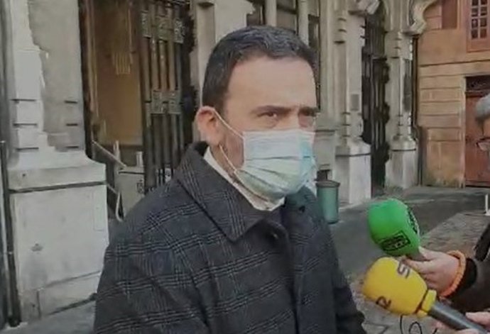 El concejal del PSOE de Oviedo, Ricardo Fernández.