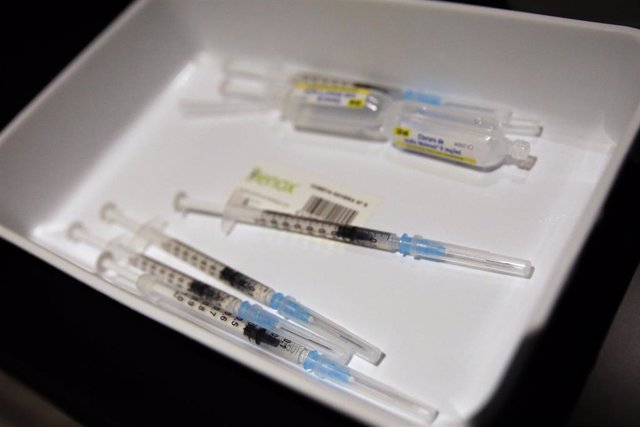 Archivo - Vacuna Pfizer contra el Covid-19