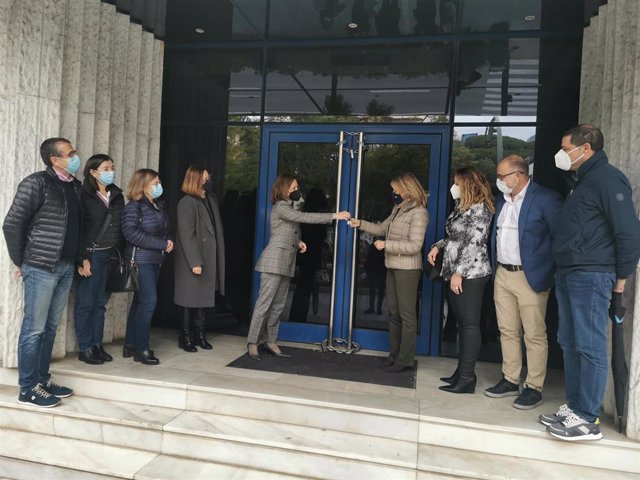 La Junta entrega al Ayuntamiento de Marbella las llaves del futuro centro de salud en Ricardo Soriano