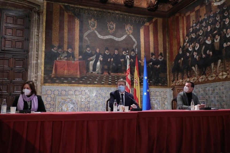 Constitución del Comité del 40 aniversario del Estatut.