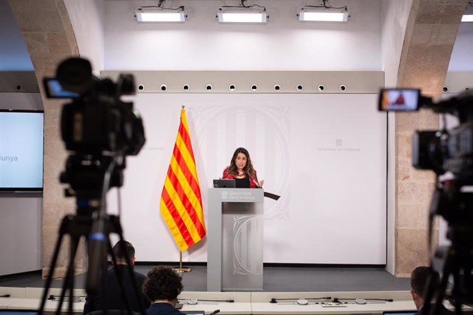 La portavoz del Govern de la Generalitat de Catalunya, Patrícia Plaja, comparece tras una reunión del Consell Executiu, a 25 de enero de 2022, en Barcelona, Catalunya (España). Plaja ha anunciado que la Generalitat ha decidido que a partir de la madruga