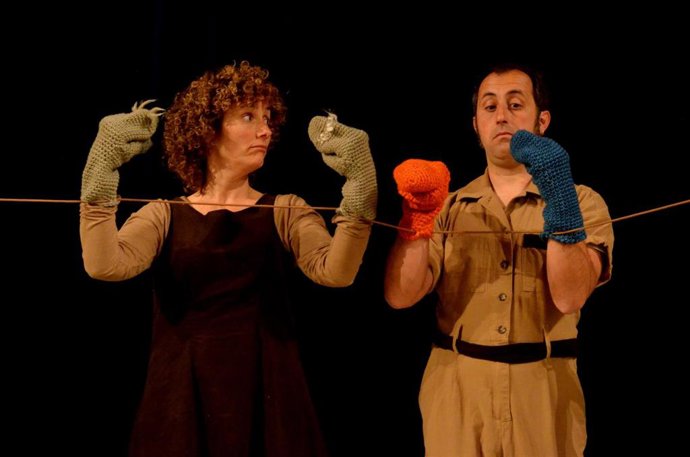 Archivo - Imagen del espectáculo 'Les sirenes són calbes'.