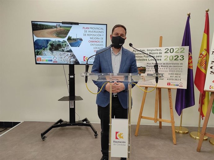 El delegado de Infraestructuras Rurales de la Diputación de Córdoba, Manuel Olmo.