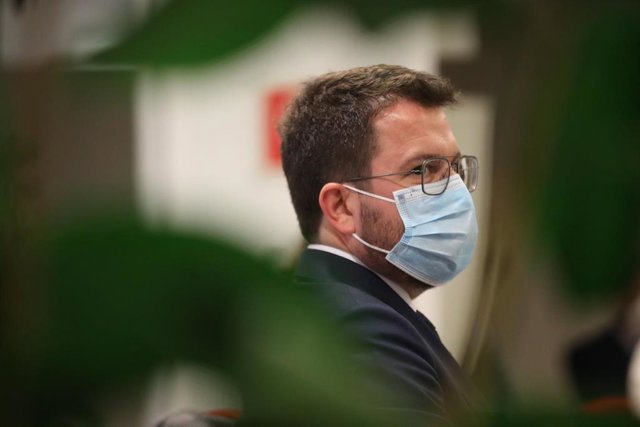 El presidente de la Generalitat de Cataluña, Pere Aragonès, durante un coloquio organizado por el Club Siglo XXI, en el edificio Eurobuilding, a 12 de enero de 2022, en Madrid (España). Esta es la primera intervención de Pere Aragonès en Madrid desde su i