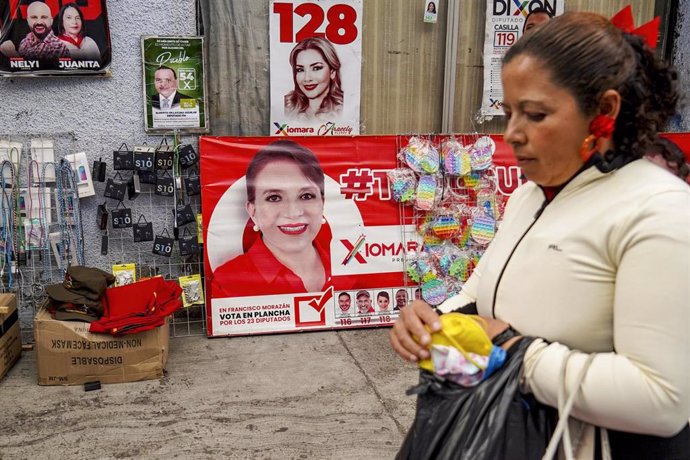Propaganda electoral del Partido Libre de la presidente hondureña, Xiomara Castro.