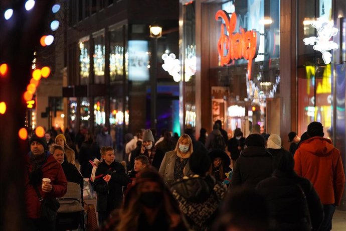Archivo - Una calle de Londres, la capital de Reino Unido, durante la pandemia de COVID-19. 