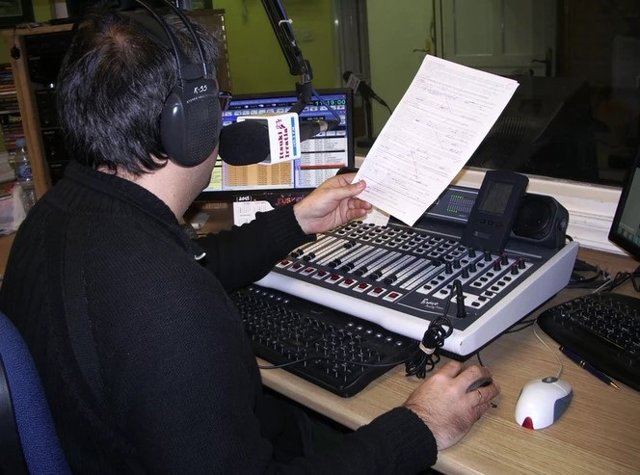 Bermeoko Itsuki irratiko esatari bat