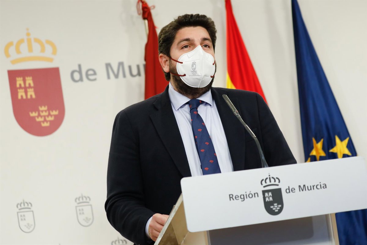 López Miras (PP) reconoce que Sánchez acierta en su gestión con Ucrania y valora que se desmarque de Unidas Podemos