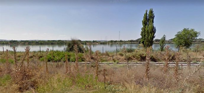 Muere un hombre al caer por la laguna del Campillo de Rivas durante una persecución policial