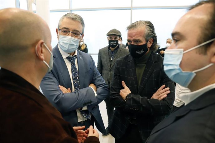 Francisco Salado, presidente de la Diputación, y Víctor González, diputado de Cultura, presentan la programación del Área de Cultura para el primer semestre de 2022