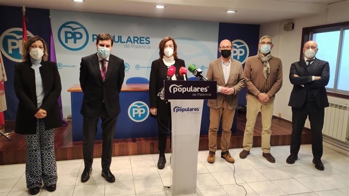 Armisén presenta la campaña del PP de Palencia.