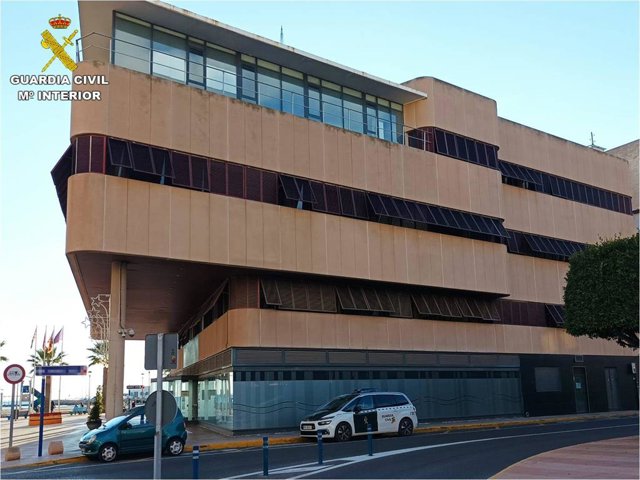 Detenida una funcionaria del Ayuntamiento de Santa Pola acusada de cometer 19 delitos de cohecho