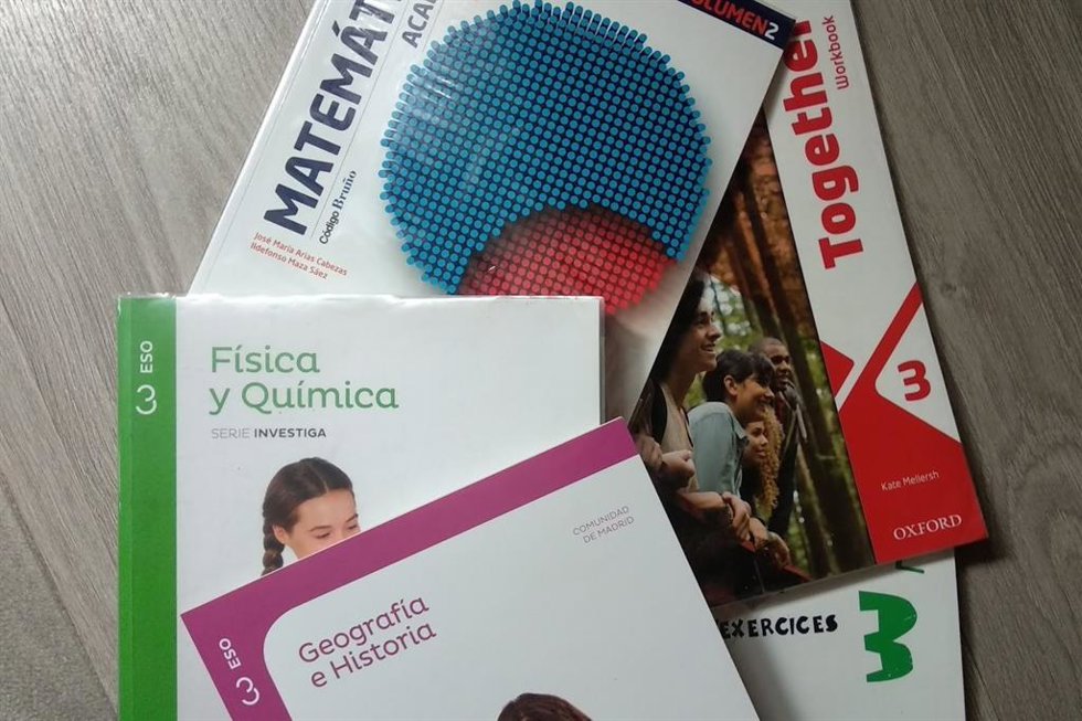Archivo - Imagen de recurso de libros de texto