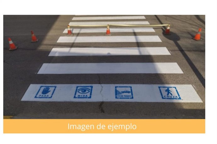 Pictograma de ejemplo de los nuevos pasos de peatones en Alcalá de Guadaíra (Sevilla).