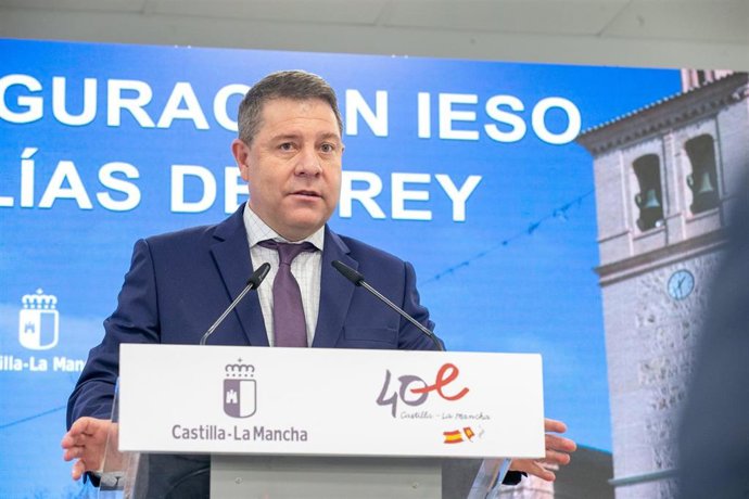 El presidente de Castilla-La Mancha, Emiliano García-Page, ha inaugurado la primera fase del IESO de la localidad