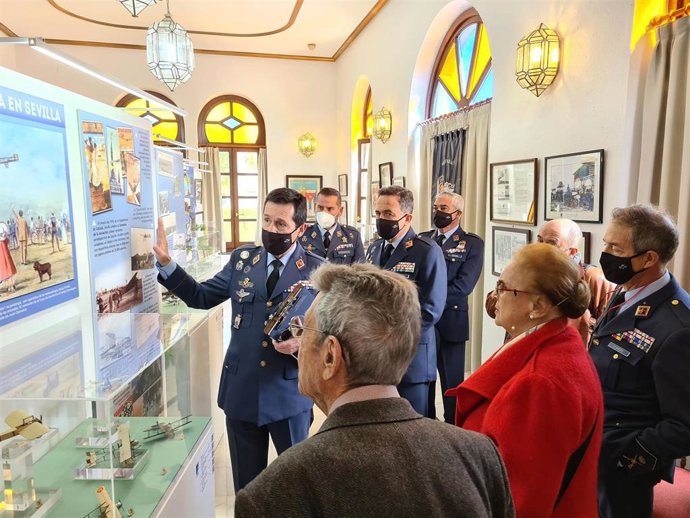Se ha ampliado la sala histórica, con cambio de ubicación como nuevos fondos históricos.