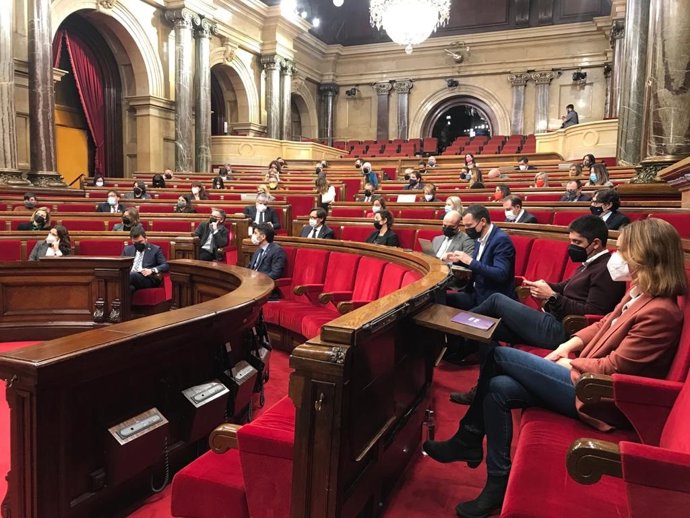 El pleno del Parlament del 26 de enero de 2022, en Barcelona.