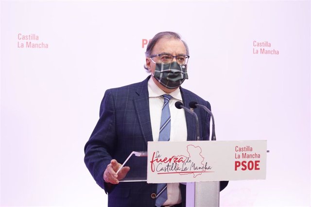 El diputado del PSOE Fernando Mora
