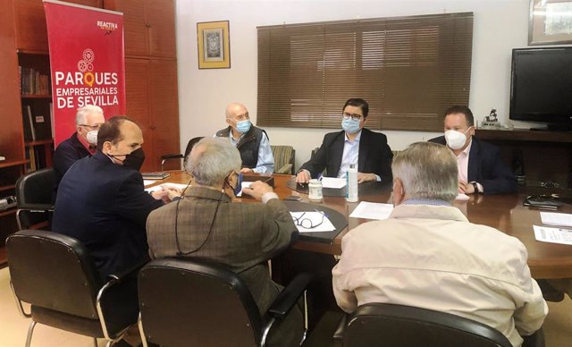 Archivo - Sevilla.-Cs pide a Espadas "plazos concretos" para obras pendientes en los polígonos El Pino y La Chaparrilla