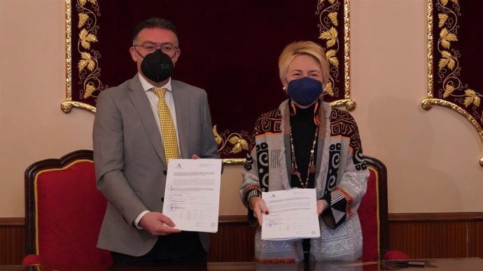 El alcalde de Berja y la delegada territorial de Fomento en Almería