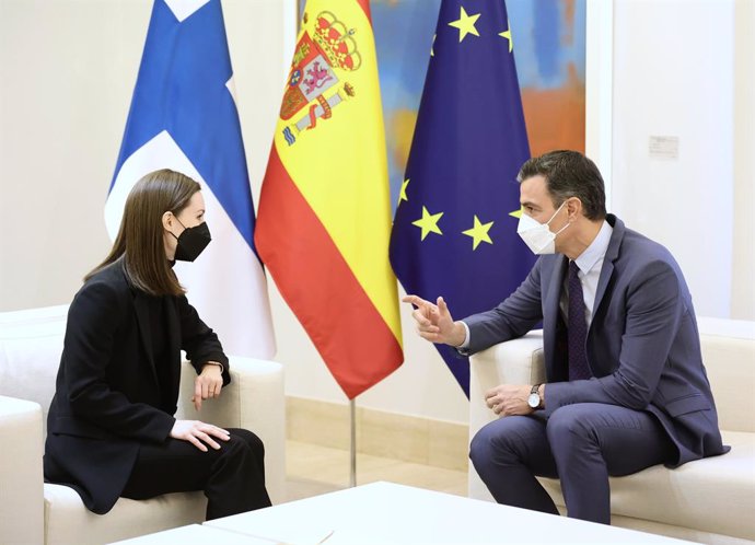 La primera ministra de la República de Finlndia, Sanna Marin, i el president del Govern, Pedro Sánchez