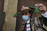 El protocolo del carnaval en Galicia obliga a usar mascarilla con disfraz en desfiles y público