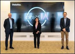 De izquierda a derecha: Ricardo Martínez, socio responsable de Innovación para Risk Advisory en Deloitte España; Idoia Salazar, presidenta de OdiseIA; Richard Bejamins, vicepresidente de OdiseIA.