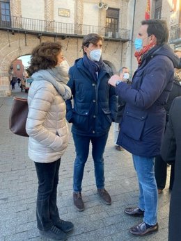 El vicesecretario de Comunicación del PP, Pablo Montesinos, en su visita a Medina del Campo.