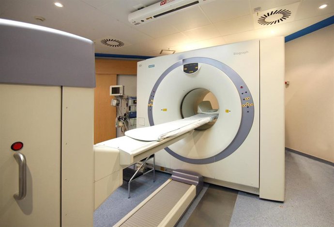 Archivo - Equipamiento del Centro Nacional de Aceleradores