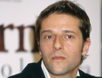 Teatro y Naves del Español lamentan la muerte del actor Arturo Arribas y trasladan el pésame a sus familiares y amigos